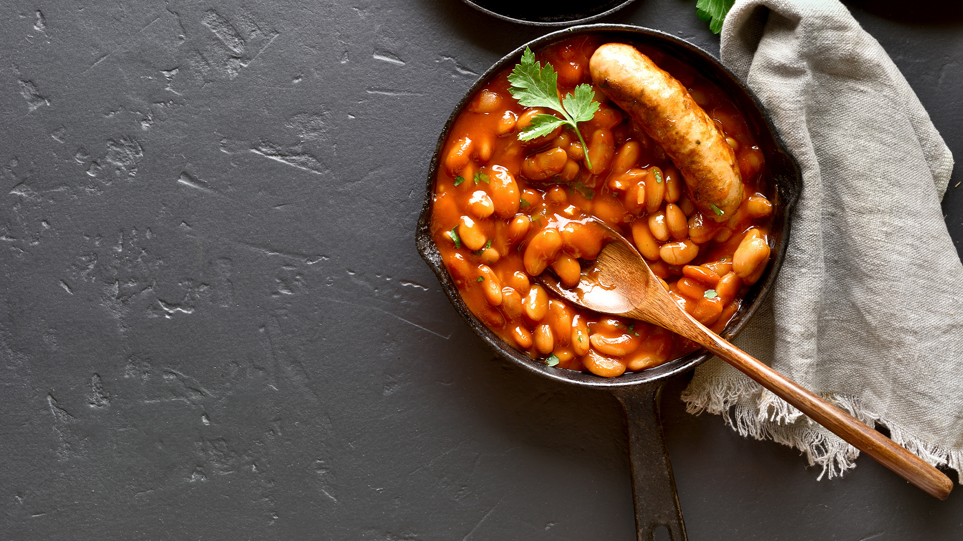 Baked beans with sausages