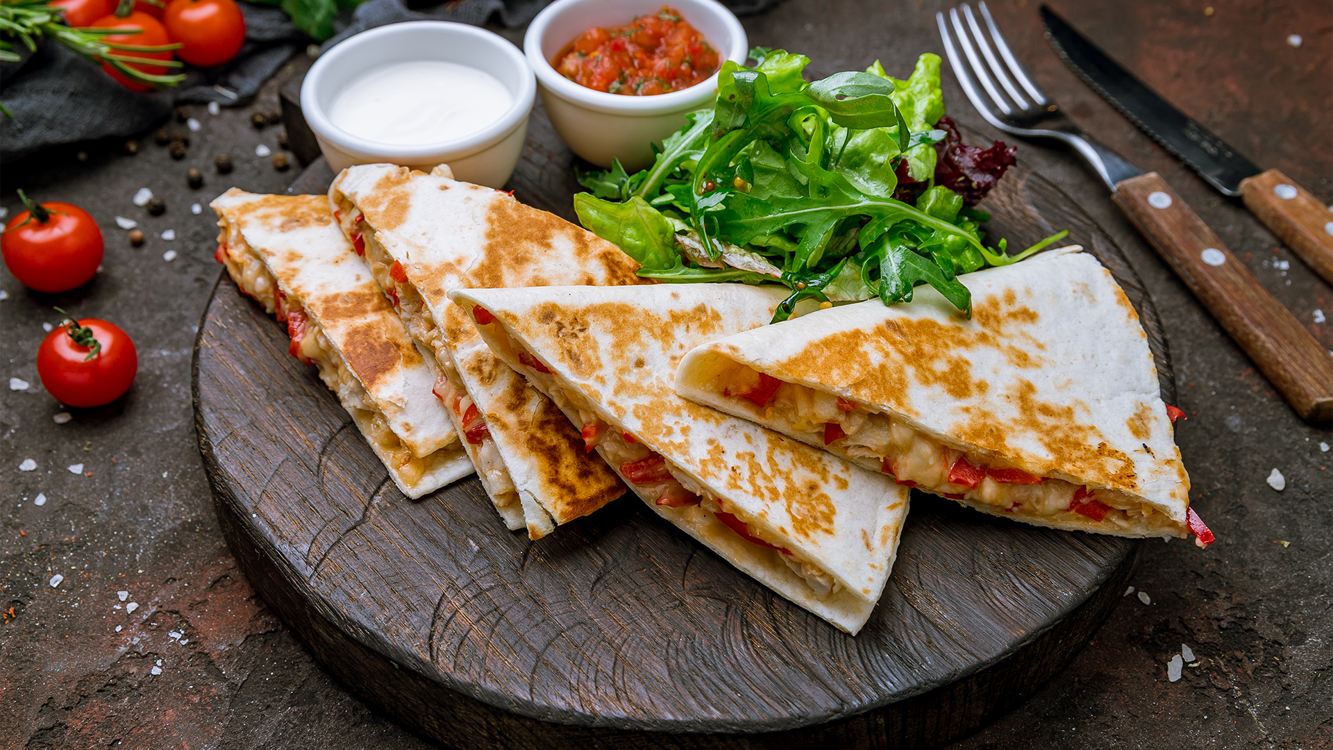 Spicy chicken and vegetable quesadillas
