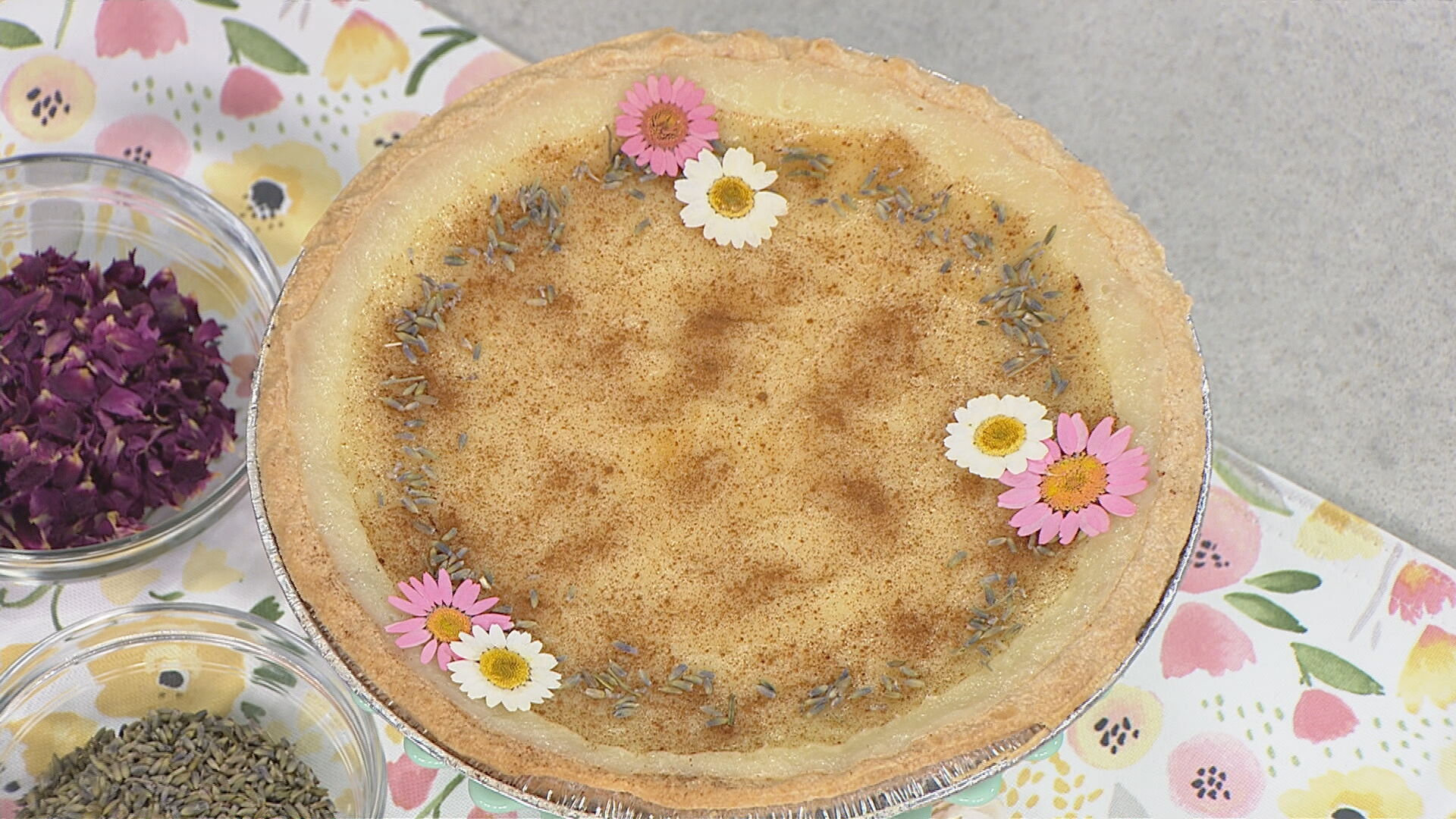 Lavender sugar cream pie
