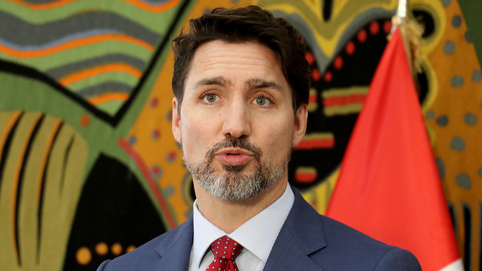 Is It Just Us Or Does Justin Trudeau S Beard Make Him Look Like Hans Gruber From Die Hard