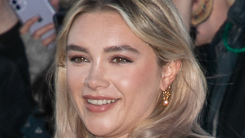 Florence Pugh Slams Fans For Criticizing Her Relationship With Older Zach Braff 