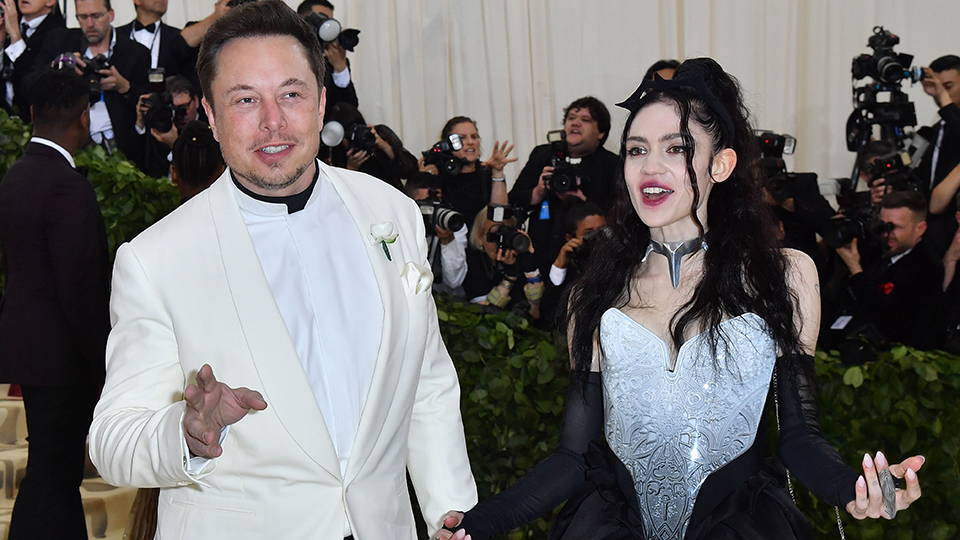 Grimes’ mom takes to Twitter to call out Elon Musk