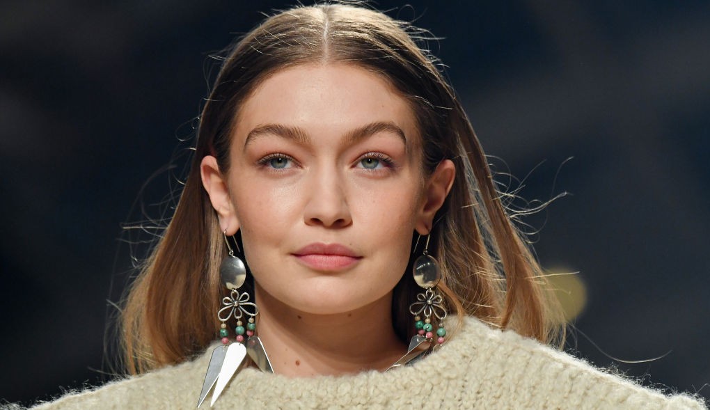 Gigi Hadid Writes Open Letter To Paparazzi About Daughter Khai 