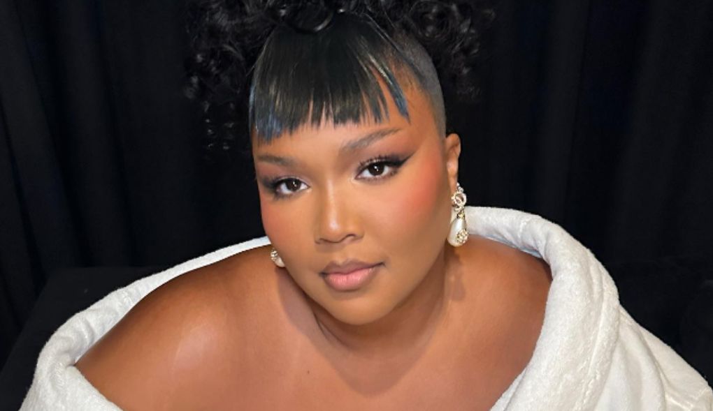 Lizzo's Not Trying To 'Escape Fatness' By Working Out