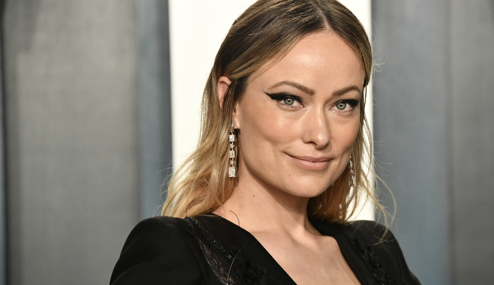 Olivia Wilde shares a sneak peek of Florence Pugh in her