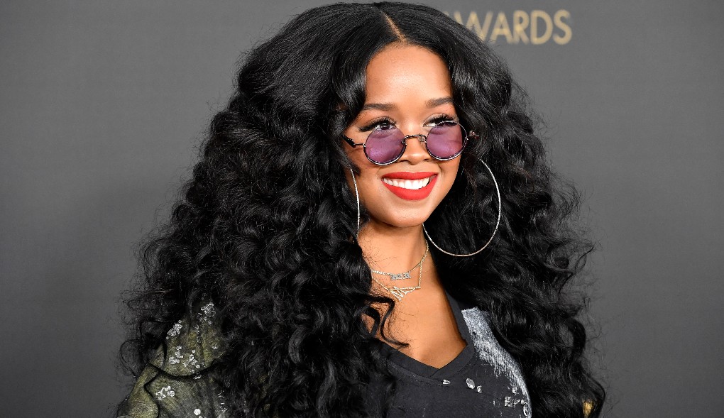 H.E.R. says she won’t collab with an artist just because they’re ‘dope ...