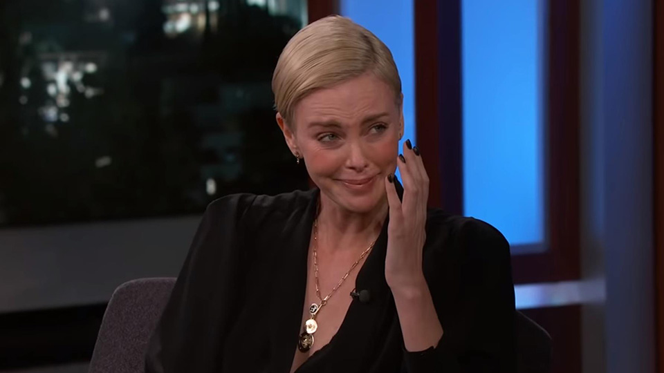 Bachelor Super Fan Charlize Theron S Worst Date Story Will Surprise You