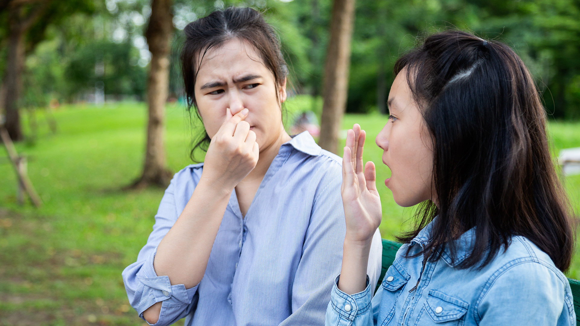 how-to-tell-someone-their-breath-stinks-nicely