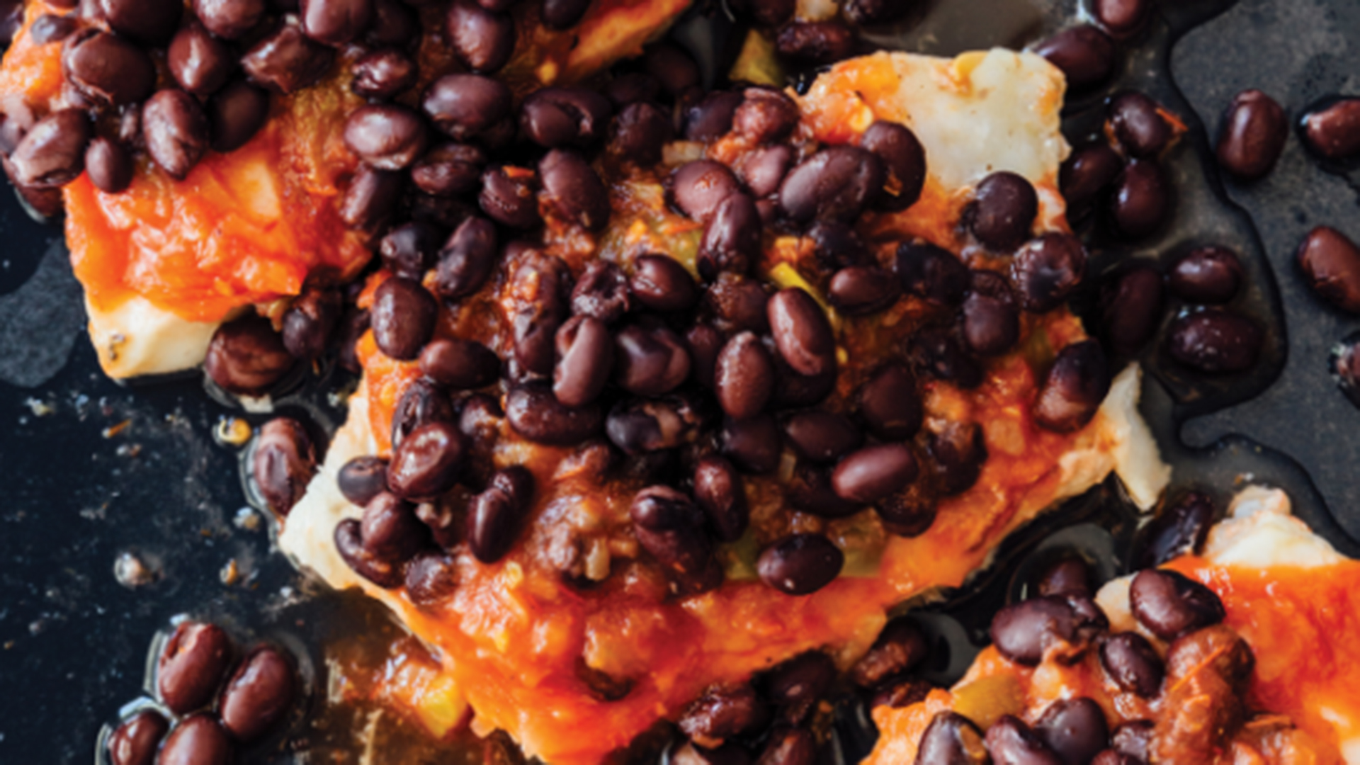 Cod with salsa and black beans
