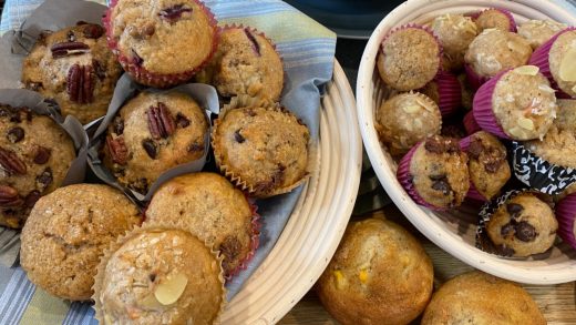 Any-day fruit muffins