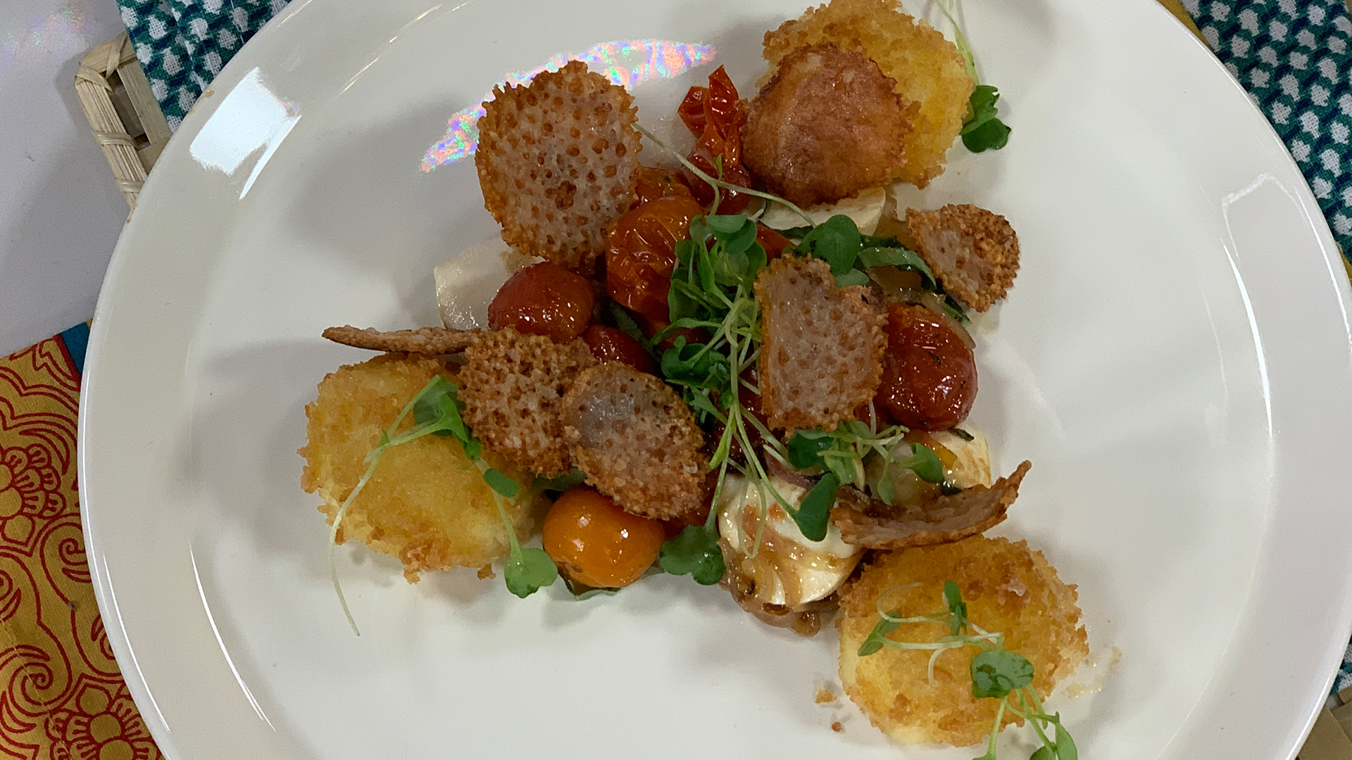 Deep-fried bocconcini with thyme