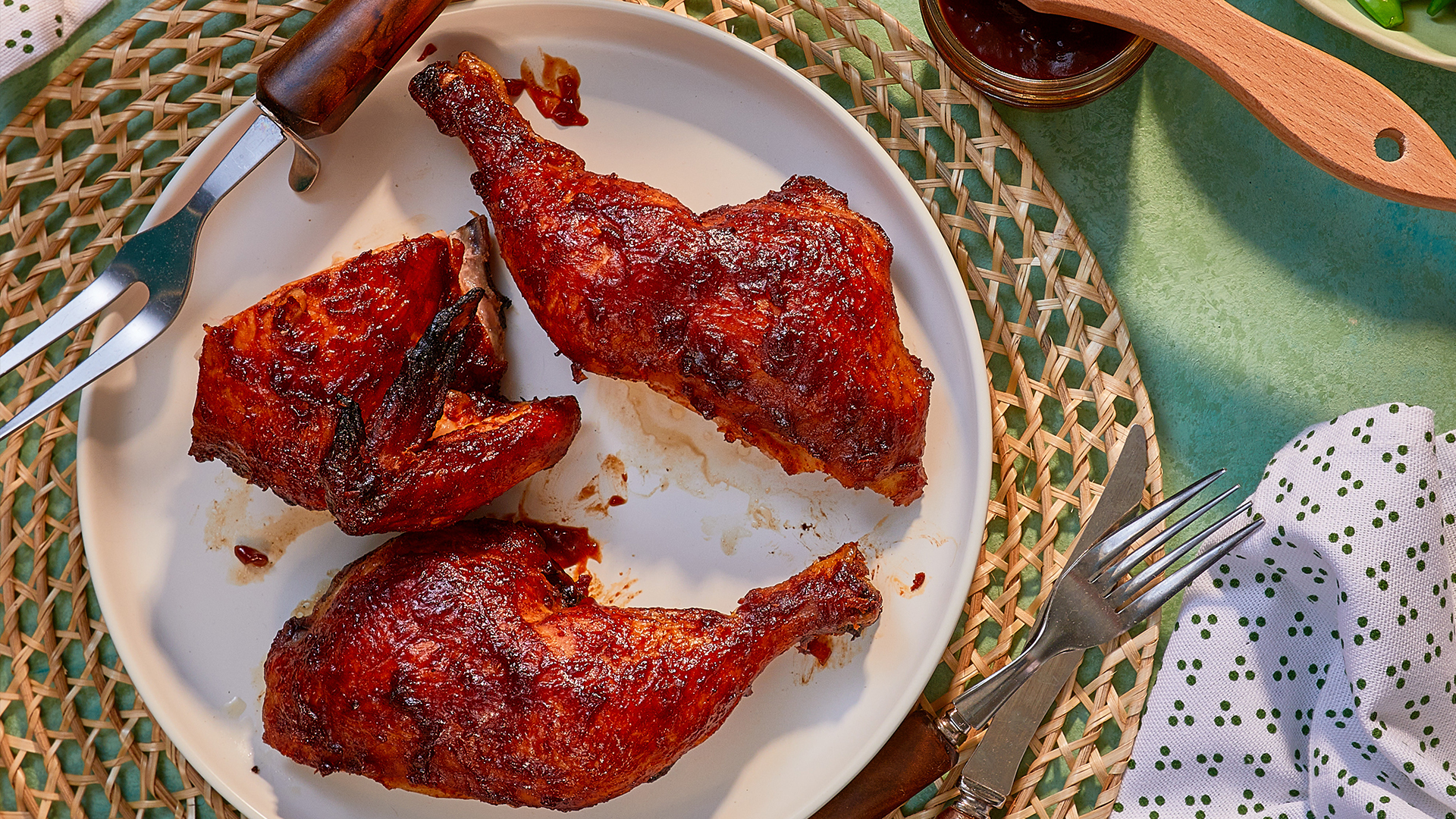 Barbecued chicken with tangy BBQ sauce