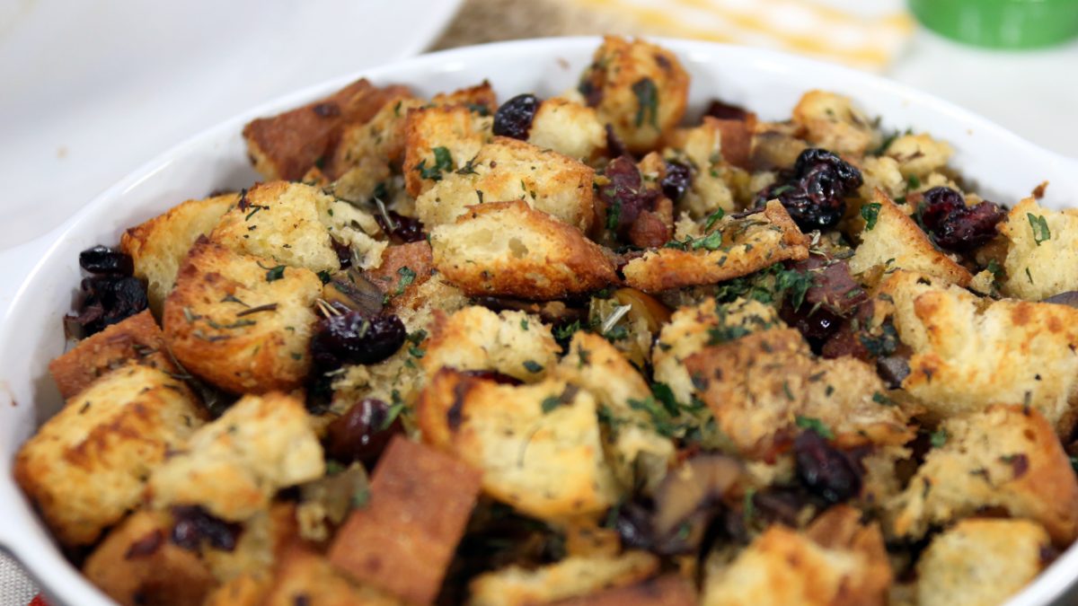 Fast Chestnut Cranberry Stuffing