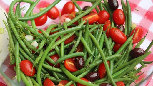 Greek style green bean salad