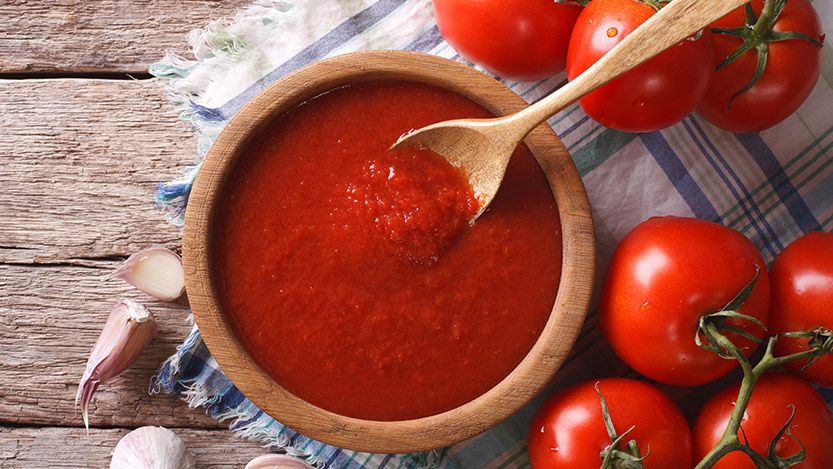 Pizza-perfect homemade tomato sauce