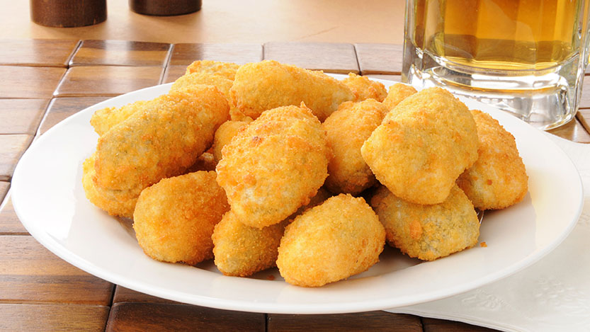 Mac and cheese poppers