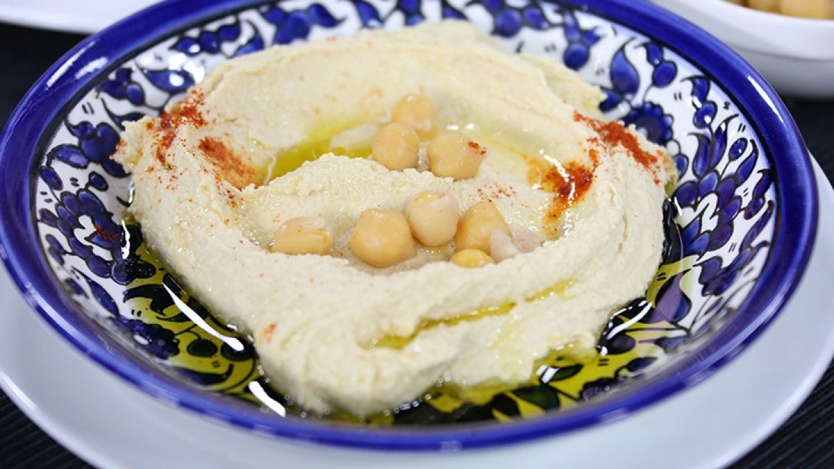 Classic hummus