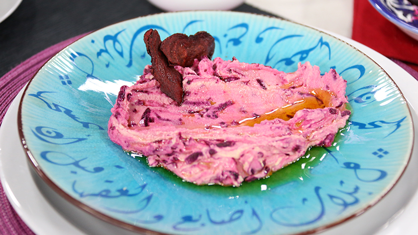 Hummus with beets