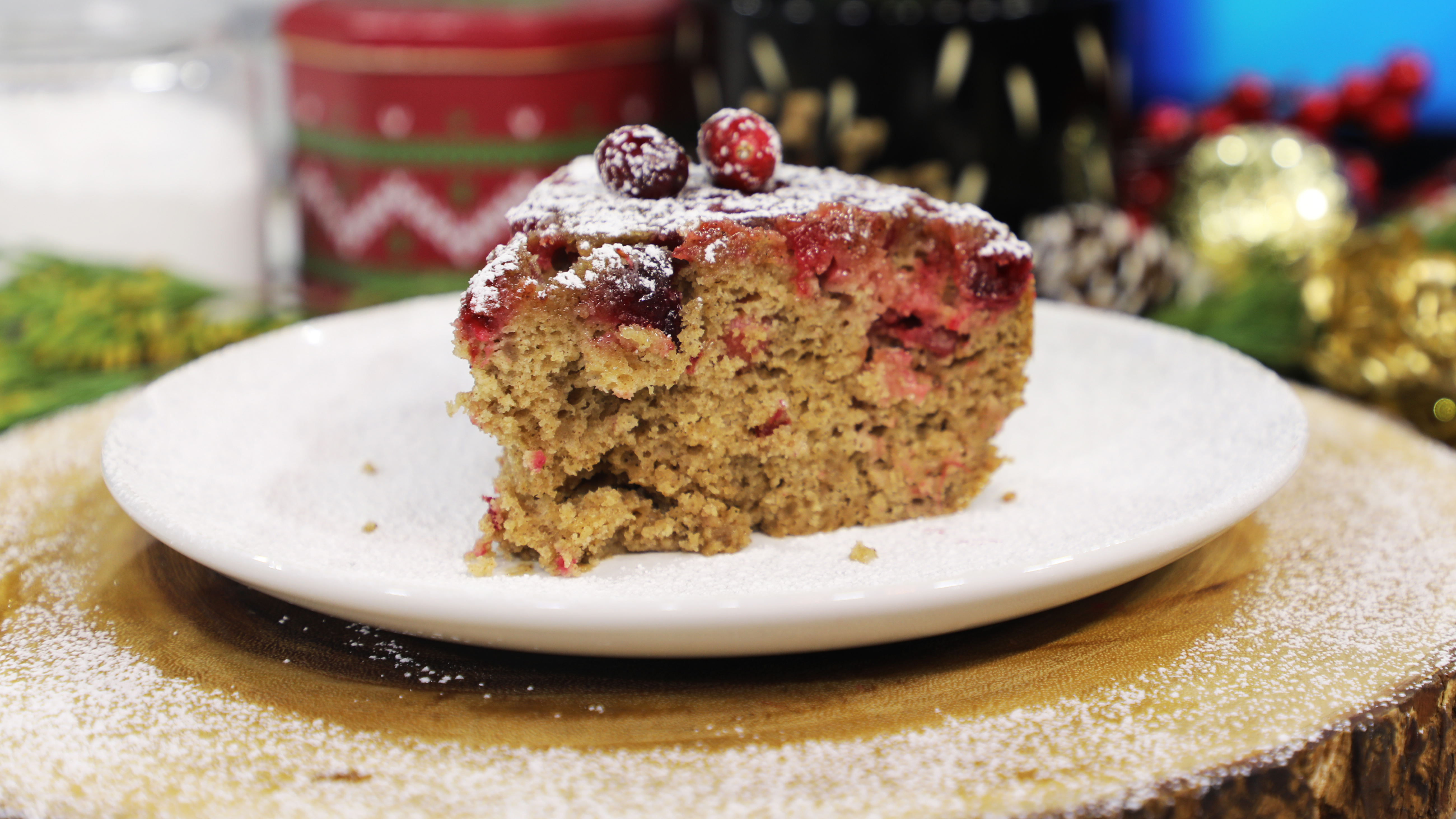 Cranberry upside down spice cake