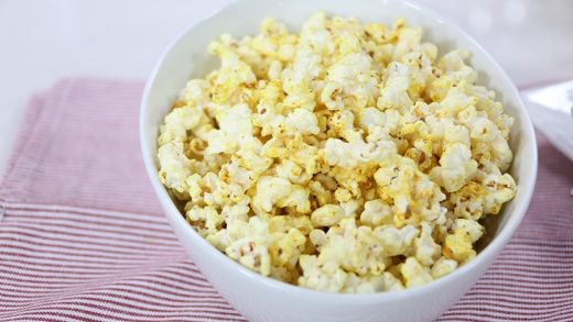 Curried cashew popcorn