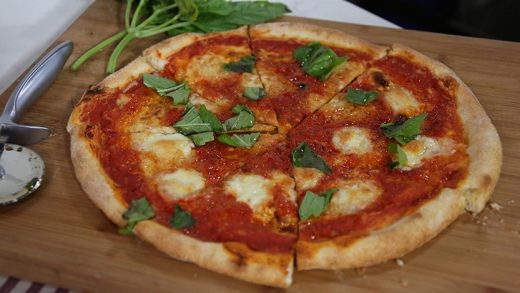 Michael Bonacini's margherita pizza