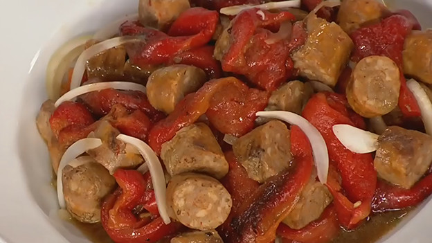 Italian sausage and roasted pepper salad