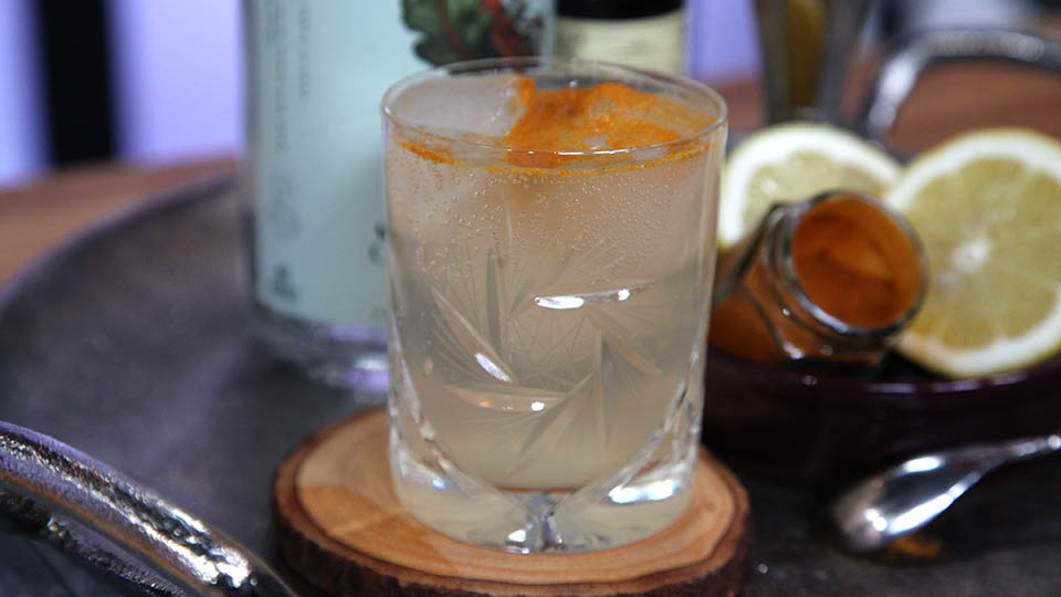 Non-alcoholic cocktail with Seedlip