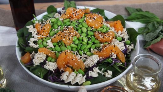 Crunchy Asian ramen salad