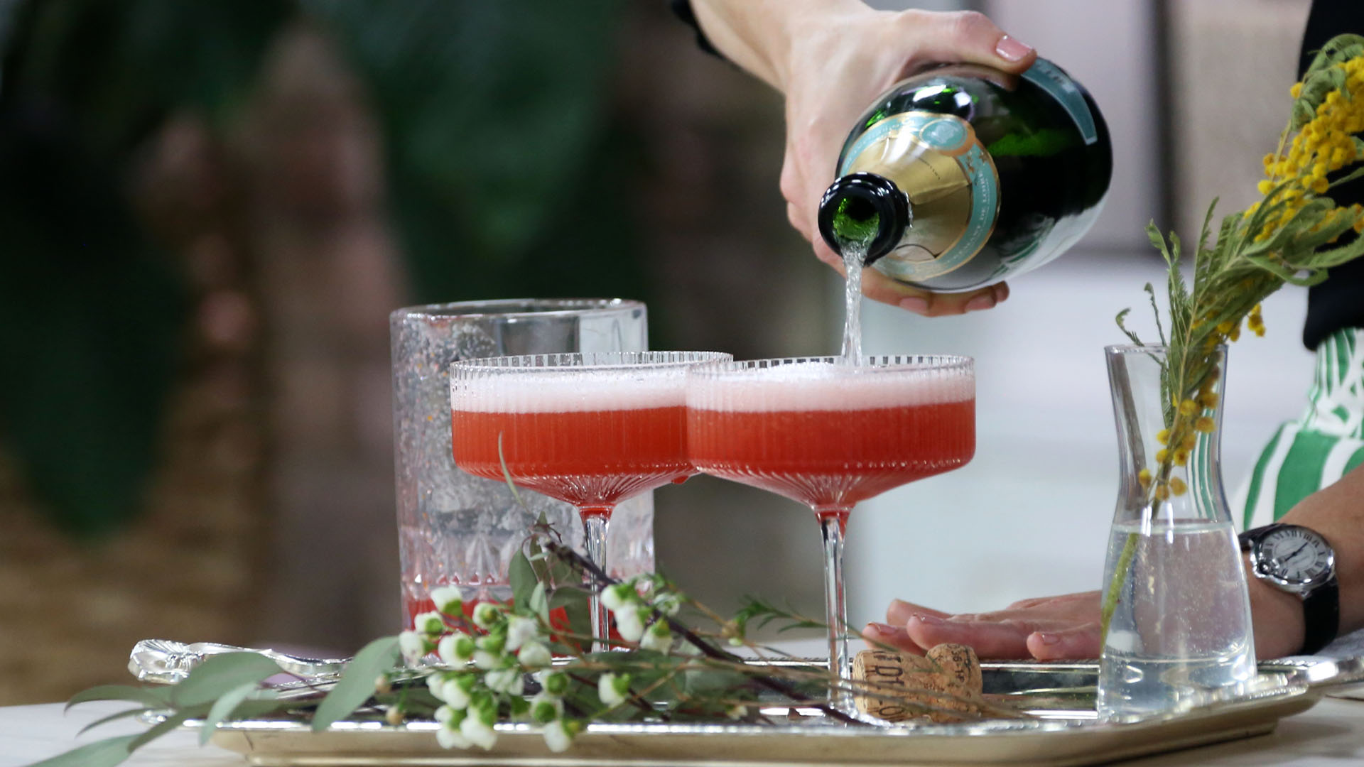 Sparkling rhubarb cocktail