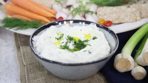 Roasted garlic and spring onion dip