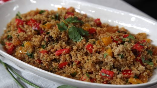 Curried quinoa salad with apricots
