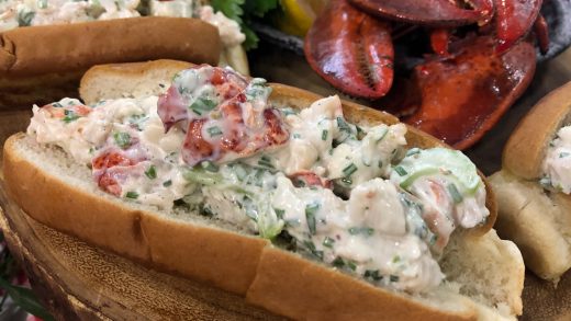 Classic Canadian lobster roll