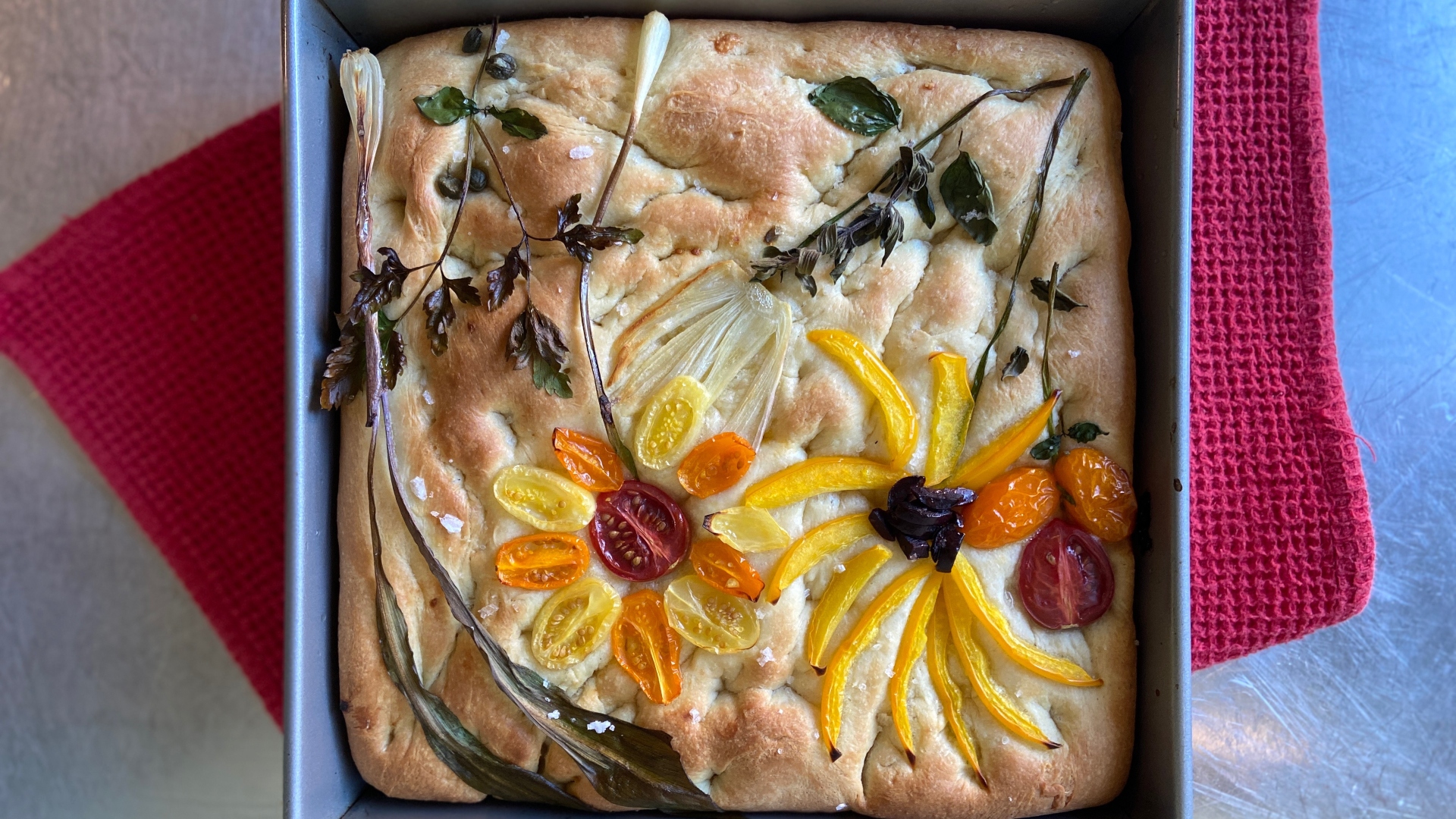 🍂 I gave my mini focaccia a fall makeover with help from @THE