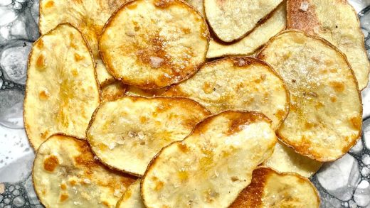 Malt vinegar and sea salt potato chips