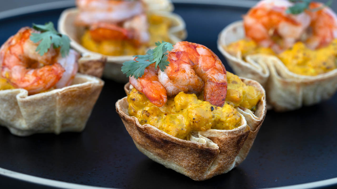 Curried shrimp cups