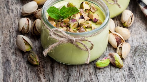 Cool-Looking Food Displays for Spring Entertaining