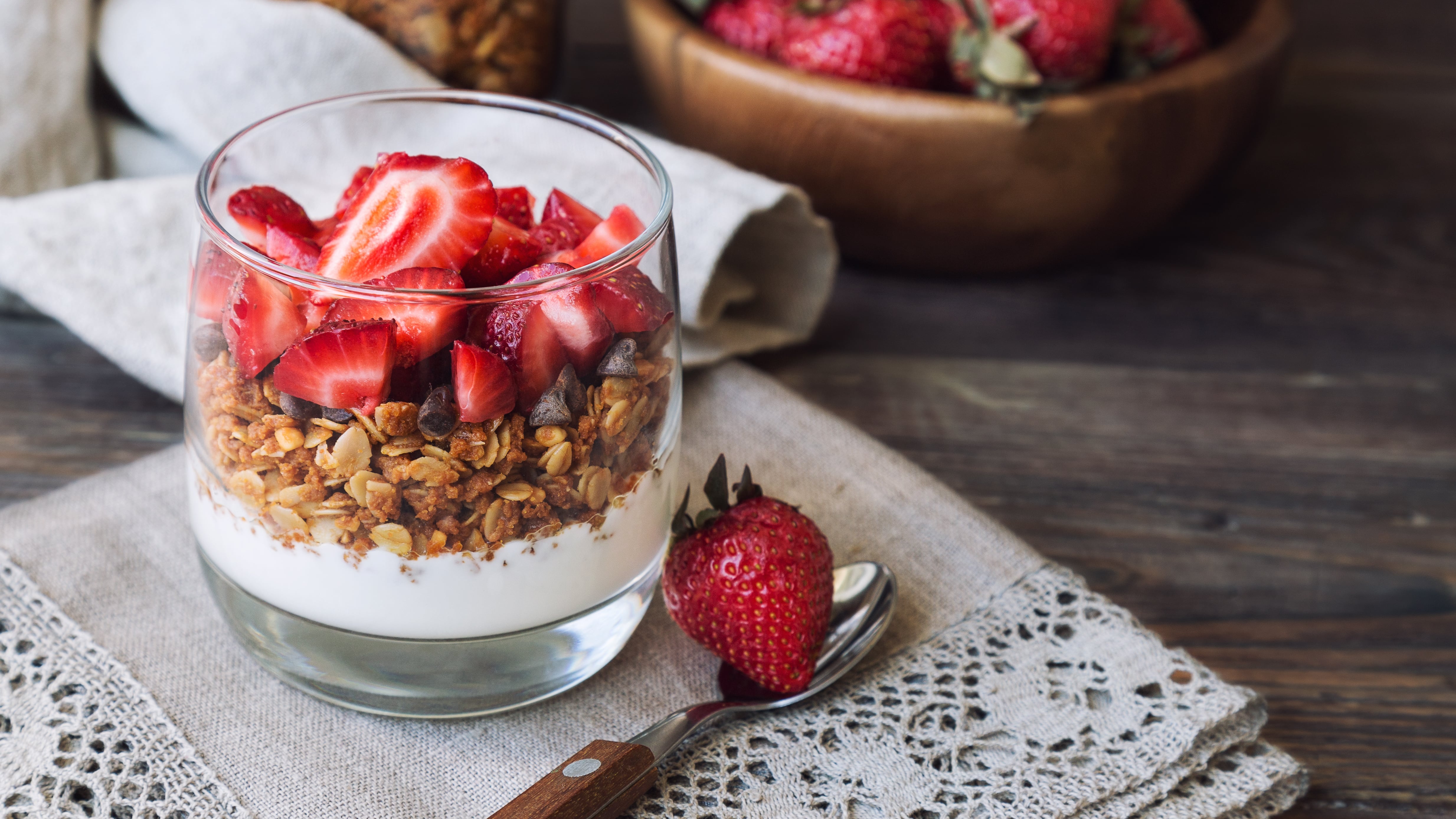 Red & White Yogurt Parfaits