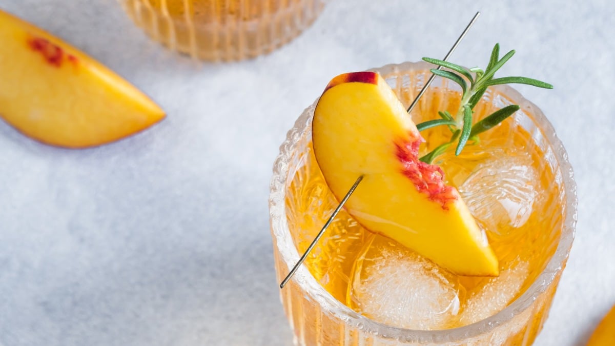 Pickled Peach & Cranberry Spritz