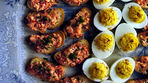 The Ultimate Egg Board